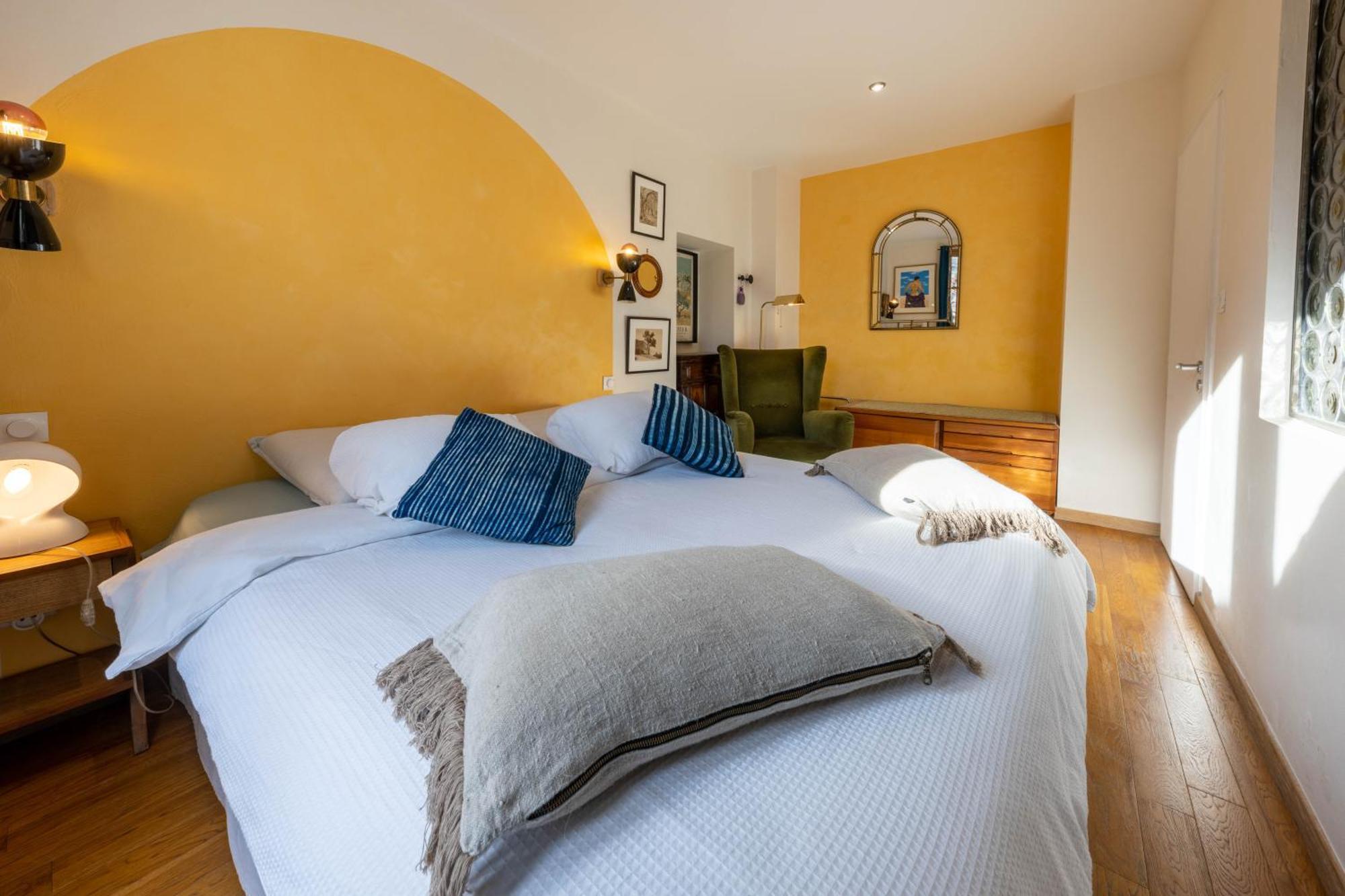 Appartement Spacious And Bright Flat Close To The : Heart Of Old Nice